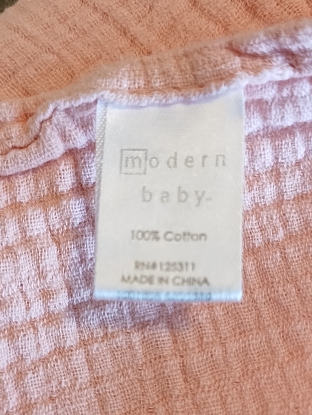 Modern Baby Muslin Baby Swaddle Blanket Security Lovey Cotton 32x39 Solid Pink - Picture 4 of 6